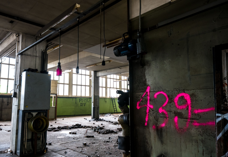 yvonne_2018_lostplace_fabrik_bern_008