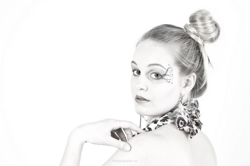 harry_2012_crazy-makeup-shooting_007