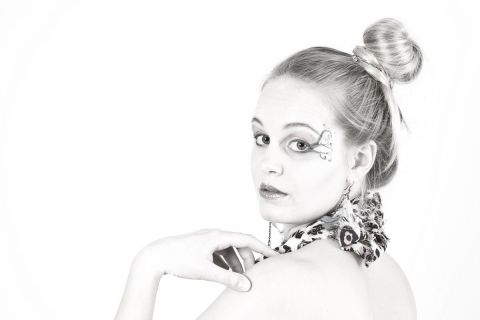 harry_2012_crazy-makeup-shooting_007