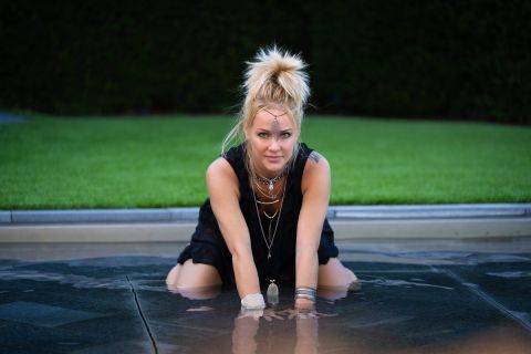 harry_2022_poolshooting_001