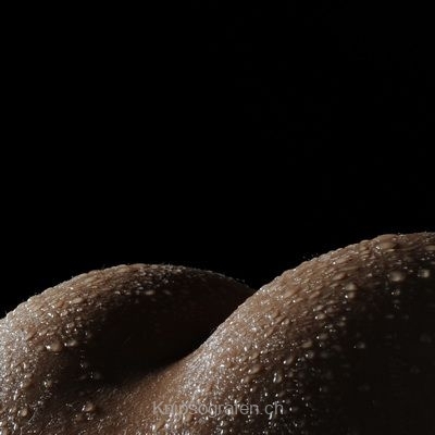 nadja_2011_akt_oel_wasser_004