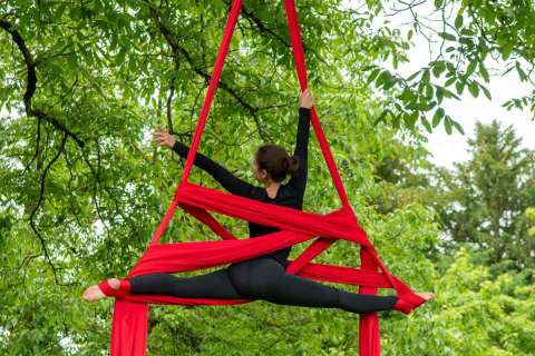 nadja_2024_vertikaltuch_2024_004