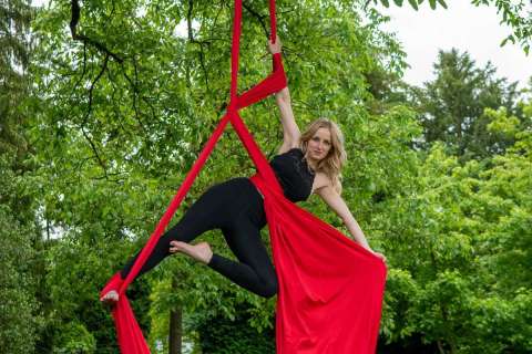 nadja_2024_vertikaltuch_2024_005