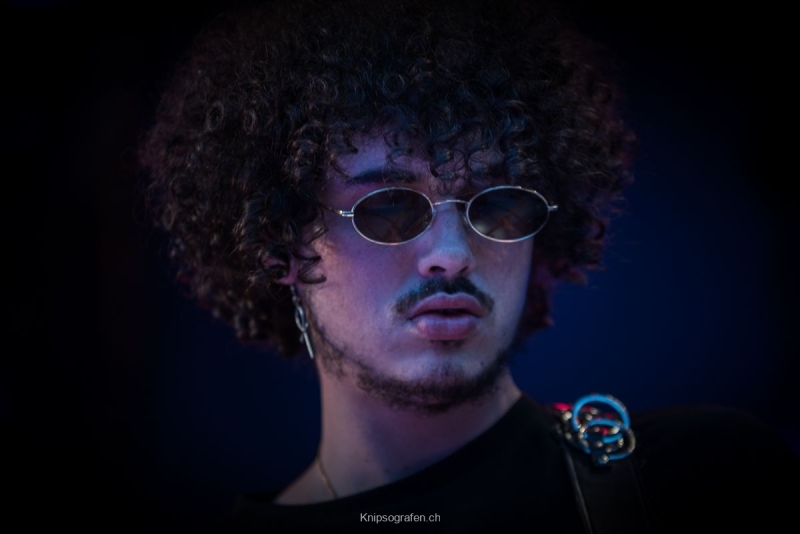 yvonne_2018_blueballs_001