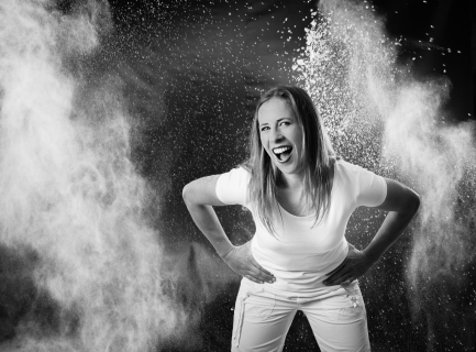 yvonne_2018_holi-shooting_001