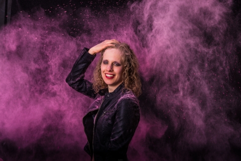 yvonne_2018_holi-shooting_002