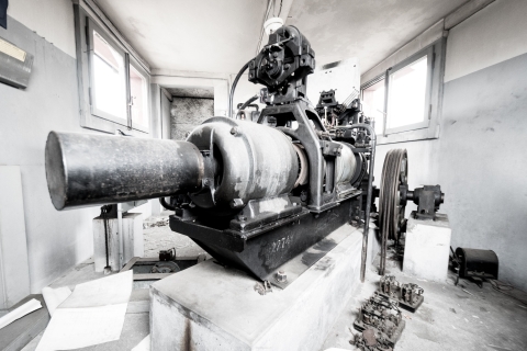 1_yvonne_2018_lostplace_fabrik_bern_004